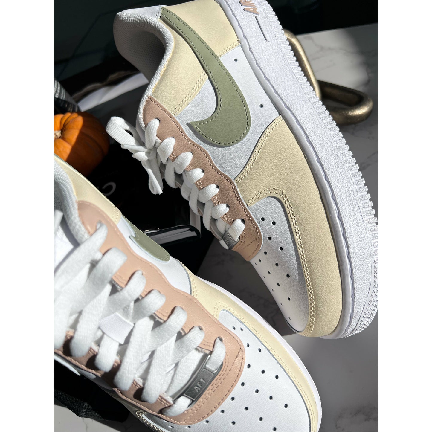 Taupe Earth Air Forces