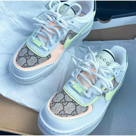 Neon GeeGee Shadows